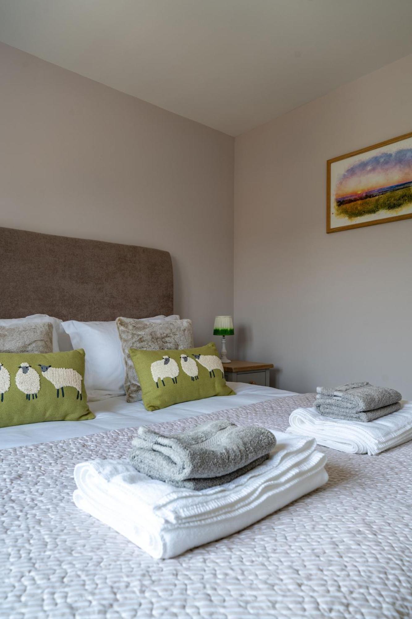Fleming Cottage - Contemporary Cotswold Home Upper Rissington 外观 照片
